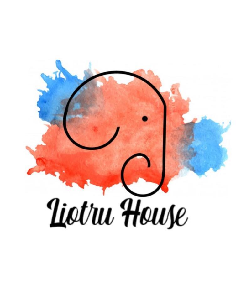 Liotru House Catania Lägenhet Exteriör bild
